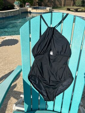 Carmen Marc Valvo Black V-Neck Halter One-Piece Swimsuit